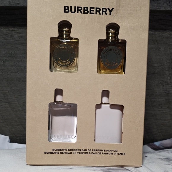 Burberry Other - Burberry Women's Fragrance Collection - Gold and Pink
